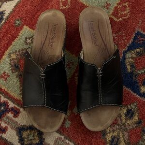 Josef Seibel high instep Black and Tan cork and Leather platform mules GUC